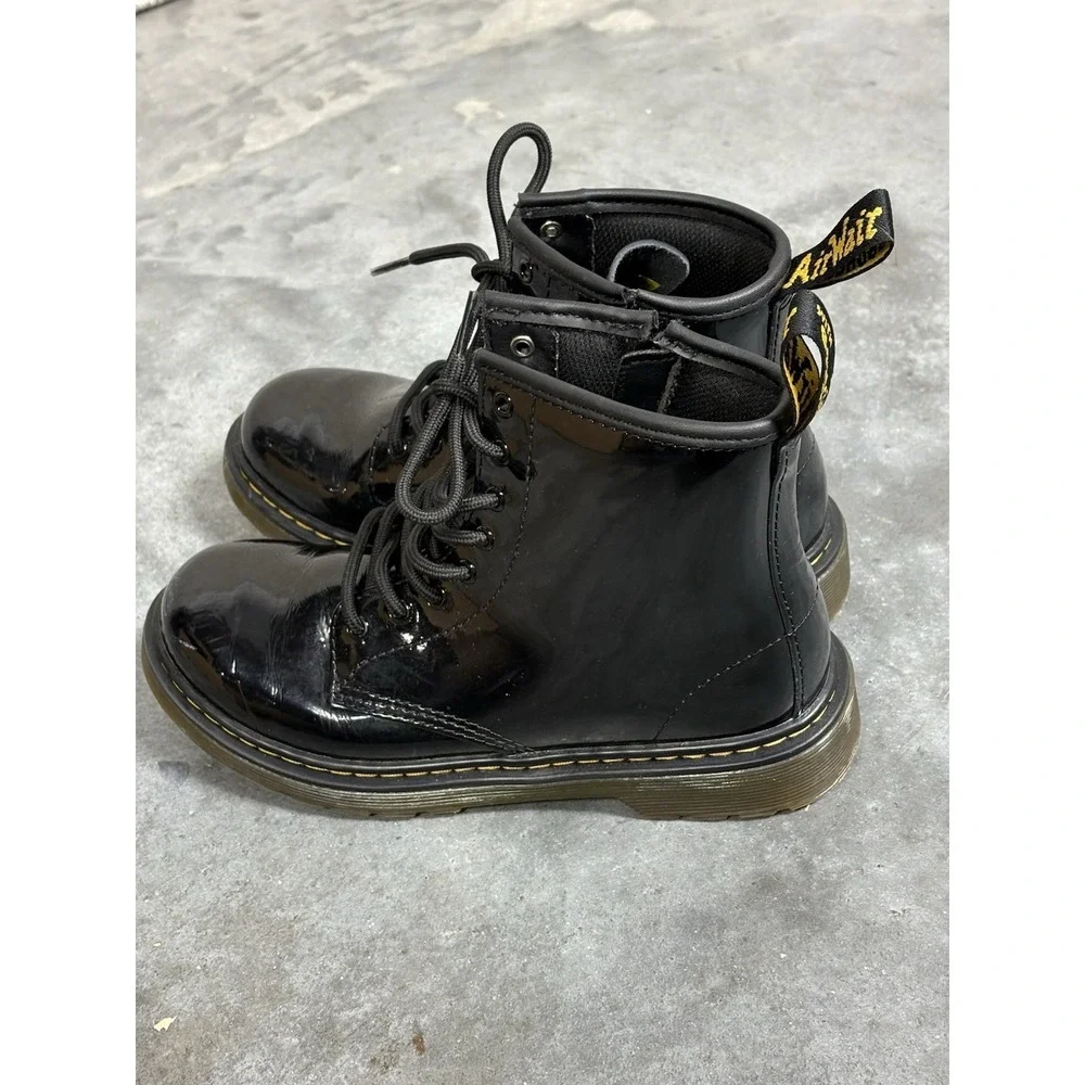Dr. Martens Delaney Youth Girls Sz 4 Black Patent Leather Combat Boots Side Zip